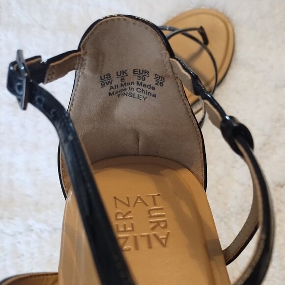 Naturalizer Tinsley Sandal with Free Gift!! - Picture 5 of 8